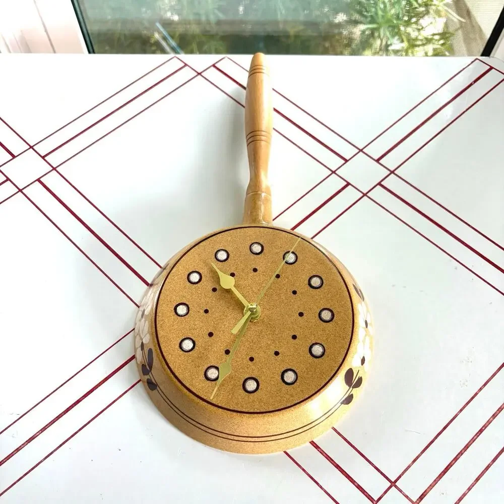 Vintage Frying Pan Wall Clock Ceramic Kitchen Decor Retro Floral